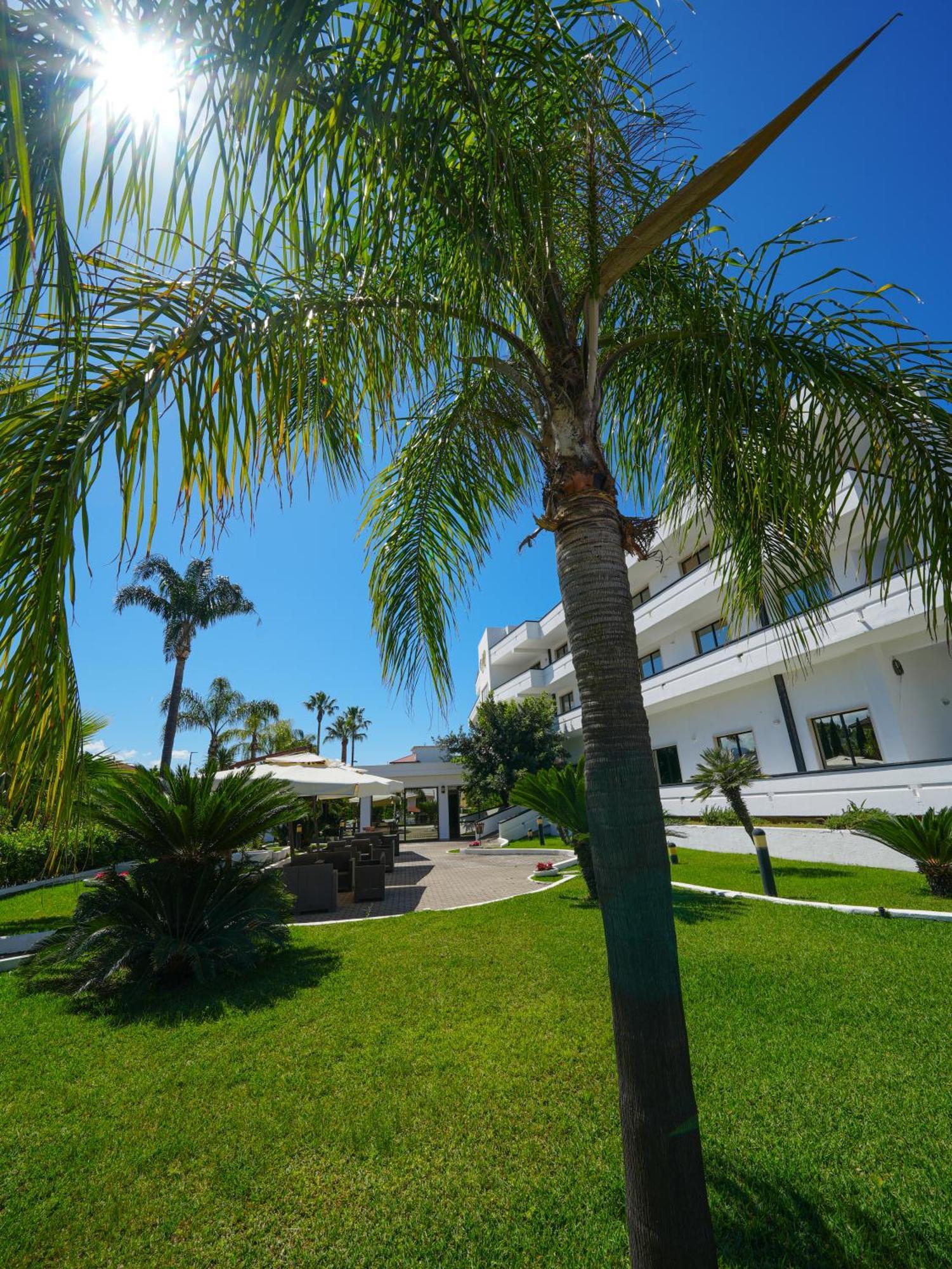 Hotel Club Clorinda Nuova Gestione 2024 Paestum Exterior foto